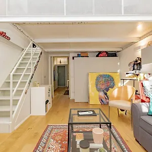 Cozy Near Bocconi Apartamento